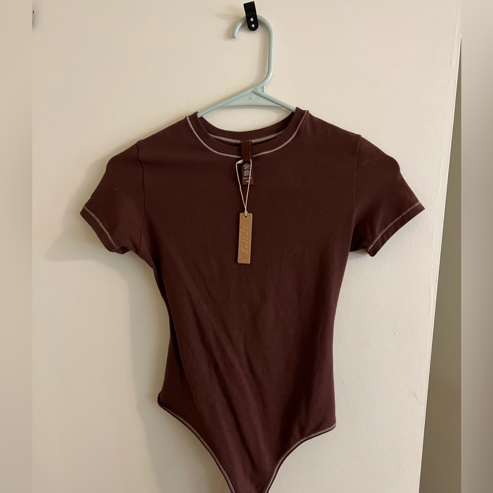 SKIMS Fits Everybody T-Shirt Bodysuit